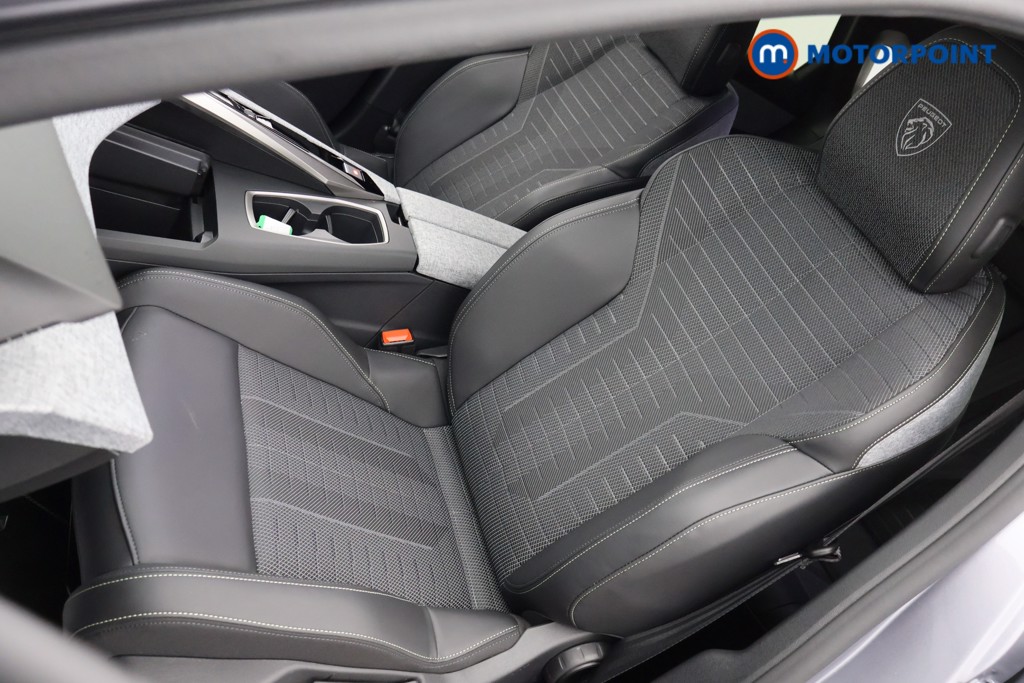 Peugeot 3008 GT Automatic Petrol SUV - Stock Number (1622625) - 33rd supplementary image