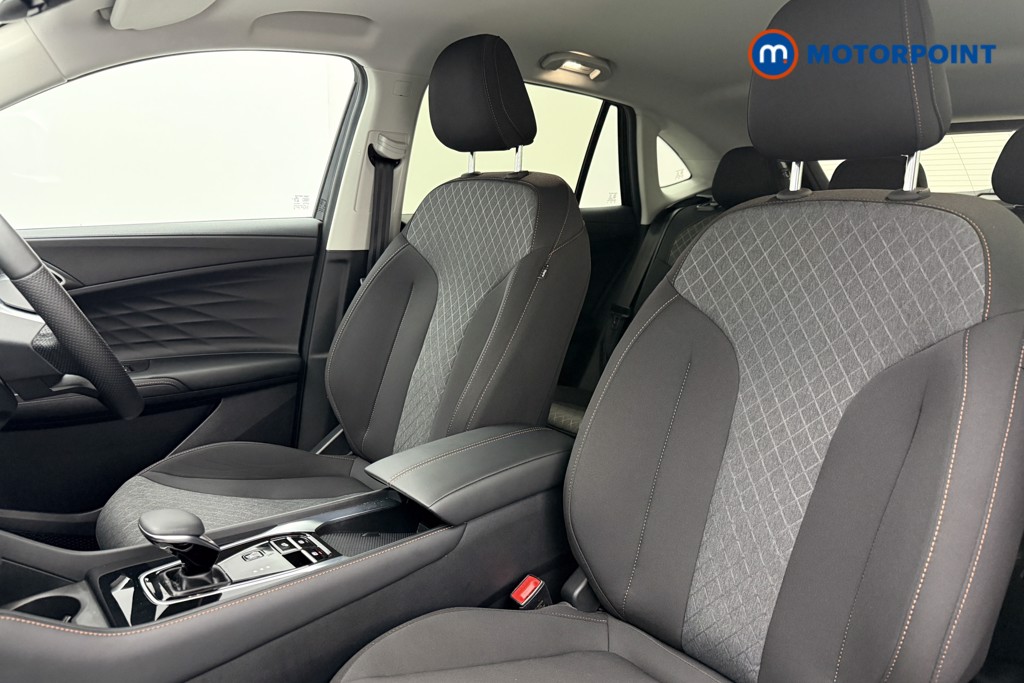 Mg Motor Uk HS SE Automatic Petrol-Electric Hybrid SUV - Stock Number (1622939) - 7th supplementary image