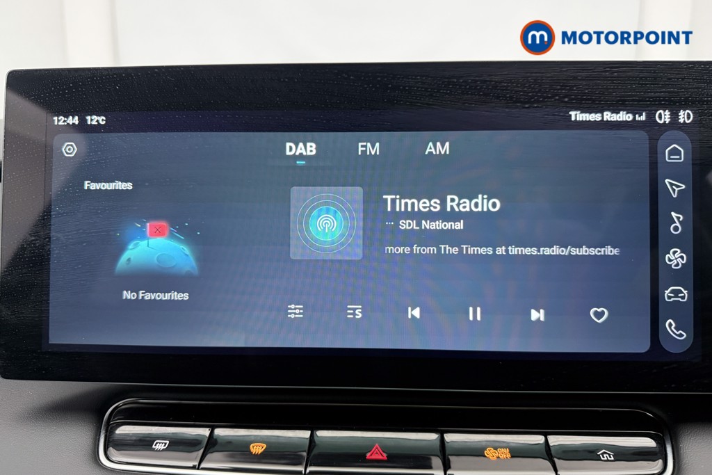 Mg Motor Uk HS SE Automatic Petrol-Electric Hybrid SUV - Stock Number (1623040) - 4th supplementary image