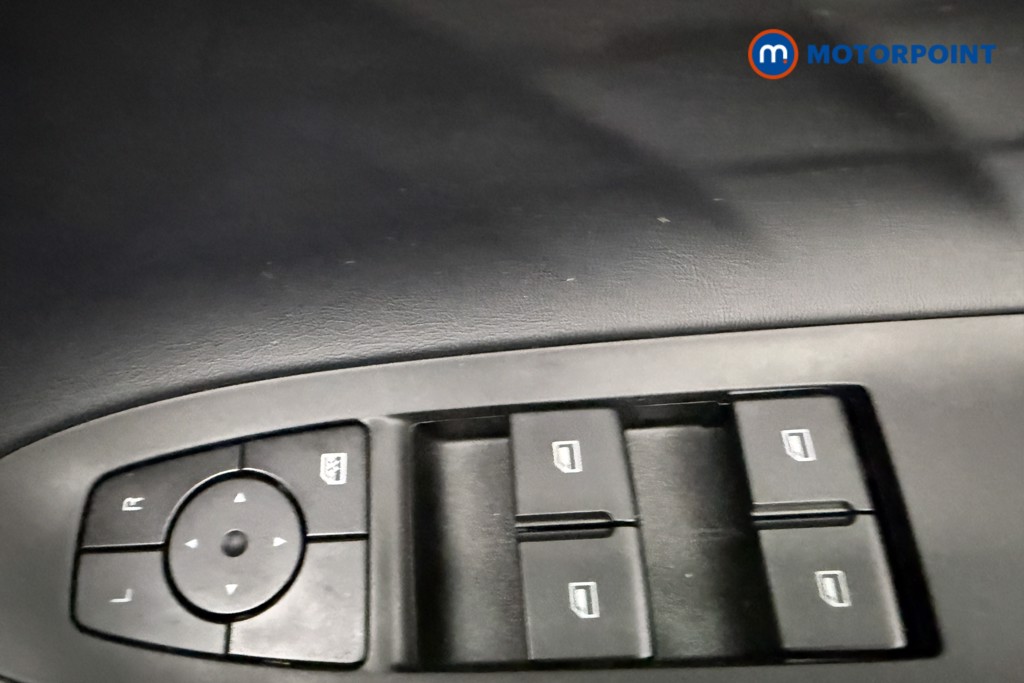 Mg Motor Uk HS SE Automatic Petrol-Electric Hybrid SUV - Stock Number (1623040) - 19th supplementary image