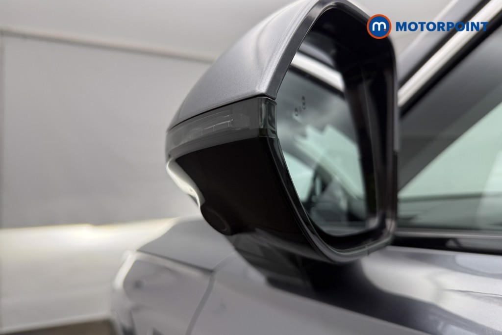 Mg Motor Uk HS SE Automatic Petrol-Electric Hybrid SUV - Stock Number (1623040) - 30th supplementary image