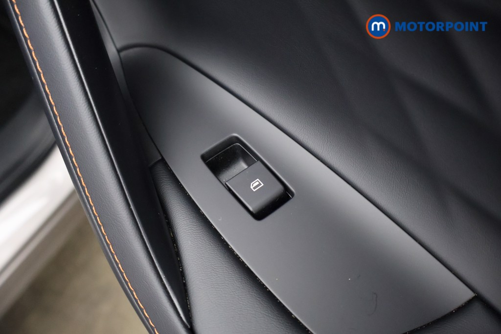 Mg Motor Uk HS SE Automatic Petrol-Electric Hybrid SUV - Stock Number (1623067) - 24th supplementary image