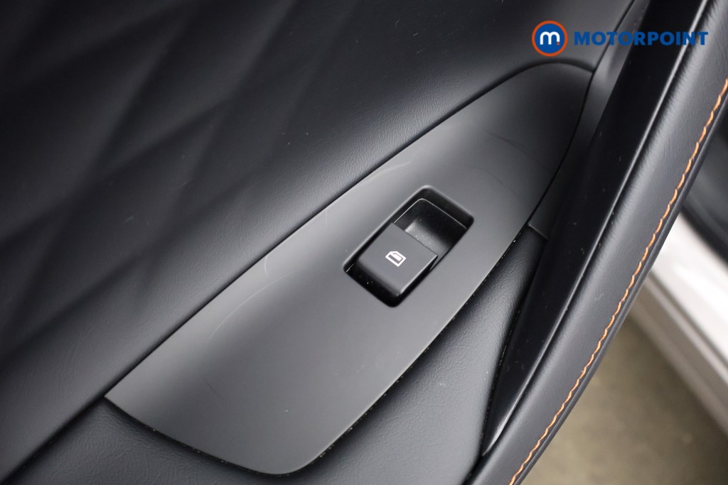 Mg Motor Uk HS SE Automatic Petrol-Electric Hybrid SUV - Stock Number (1623067) - 28th supplementary image