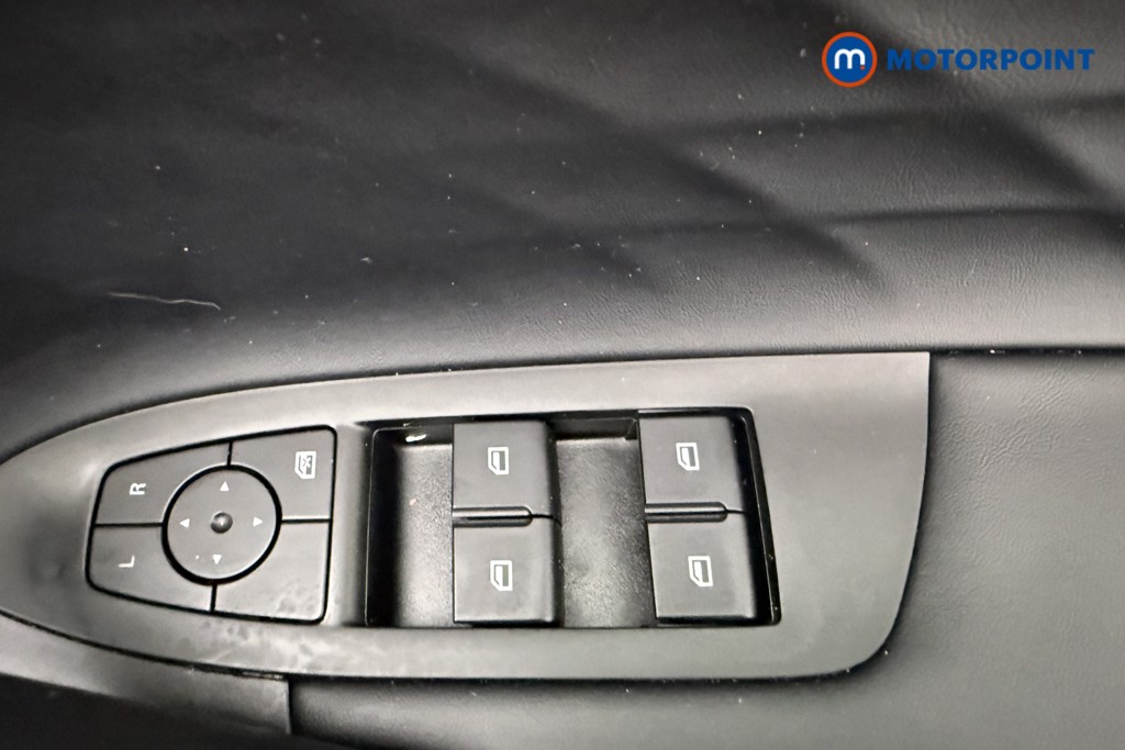 Mg Motor Uk HS SE Automatic Petrol-Electric Hybrid SUV - Stock Number (1623075) - 19th supplementary image