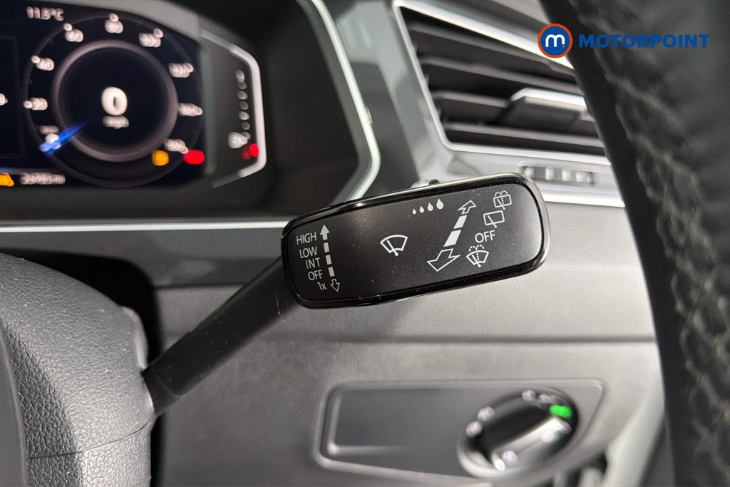 Volkswagen Tiguan SEL Automatic Diesel SUV - Stock Number (1623805) - 7th supplementary image