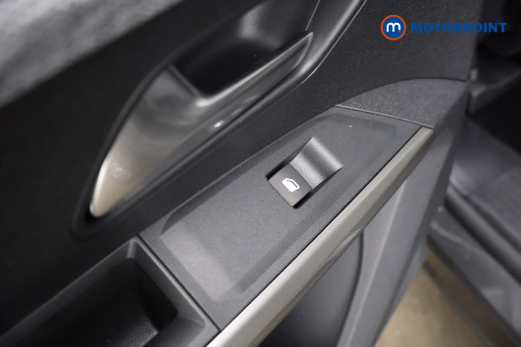 Peugeot 5008 Allure Automatic Petrol SUV - Stock Number (1624317) - 29th supplementary image