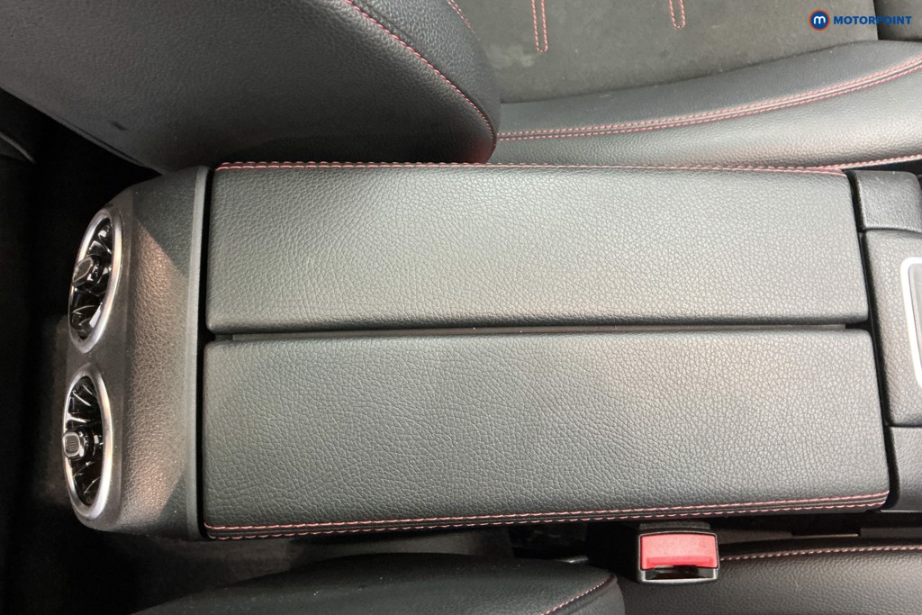 Mercedes-Benz A Class Amg Line Manual Diesel Hatchback - Stock Number (1624597) - 15th supplementary image