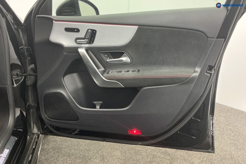 Mercedes-Benz A Class Amg Line Manual Diesel Hatchback - Stock Number (1624597) - 27th supplementary image