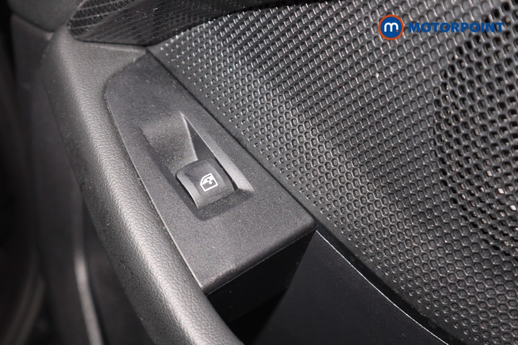 BMW 1 Series Sport Automatic Petrol Hatchback - Stock Number (1624658) - 23rd supplementary image