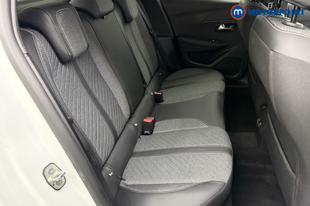 Peugeot 208 Allure Manual Petrol Hatchback - Stock Number (1624760) - 21st supplementary image