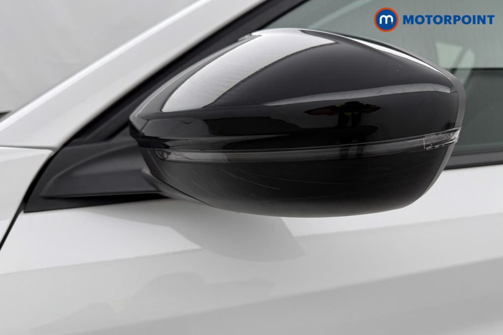 Peugeot 208 Allure Manual Petrol Hatchback - Stock Number (1624760) - 27th supplementary image