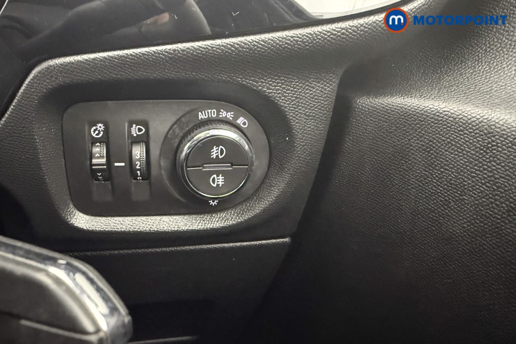 Vauxhall Corsa GS Manual Petrol Hatchback - Stock Number (1624835) - 9th supplementary image