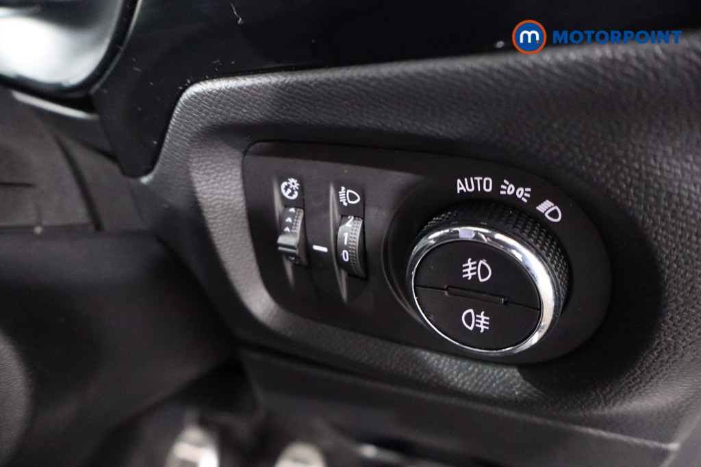 Vauxhall Corsa GS Manual Petrol Hatchback - Stock Number (1624968) - 17th supplementary image