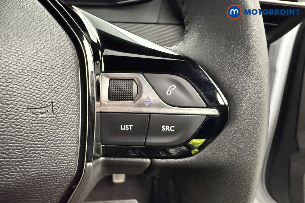 Peugeot 2008 Allure Manual Petrol SUV - Stock Number (1624973) - 4th supplementary image
