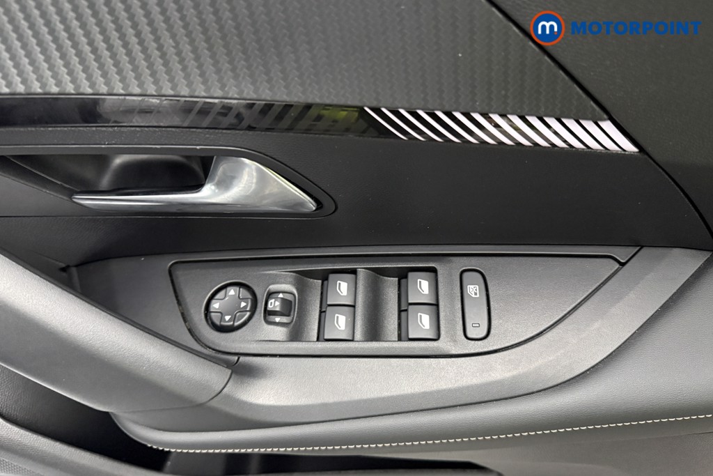 Peugeot 2008 Allure Manual Petrol SUV - Stock Number (1624973) - 18th supplementary image