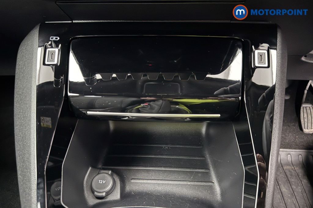 Peugeot 2008 Allure Manual Petrol SUV - Stock Number (1624981) - 16th supplementary image
