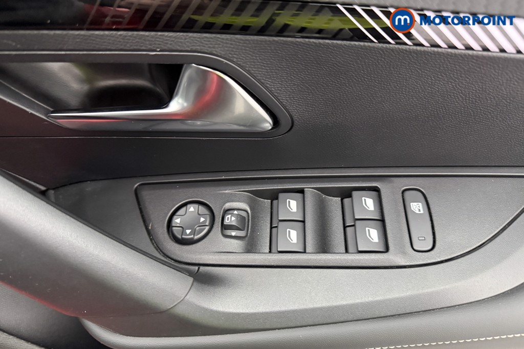 Peugeot 2008 Allure Manual Petrol SUV - Stock Number (1624981) - 21st supplementary image