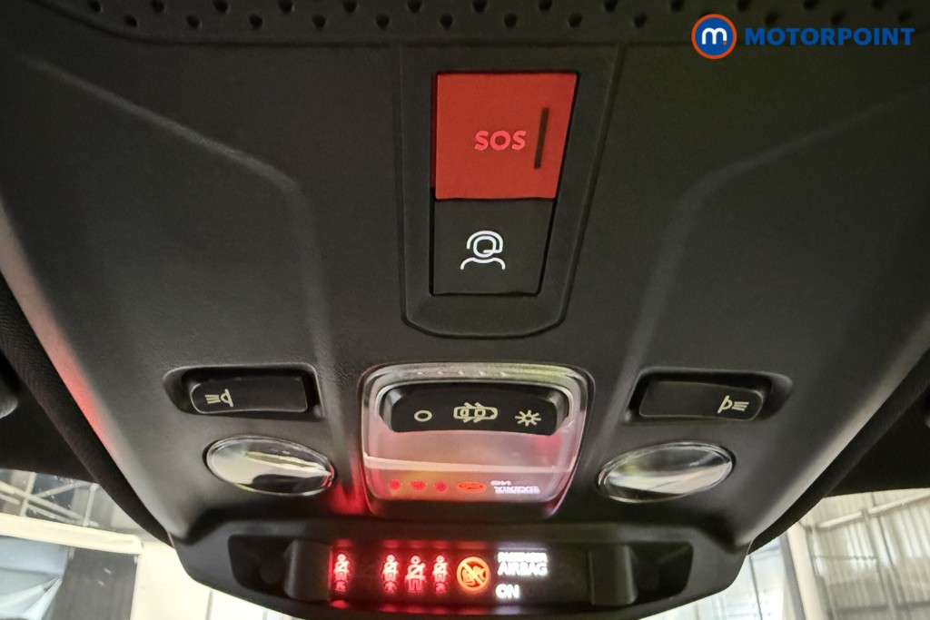 Peugeot 2008 Allure Manual Petrol SUV - Stock Number (1624983) - 15th supplementary image