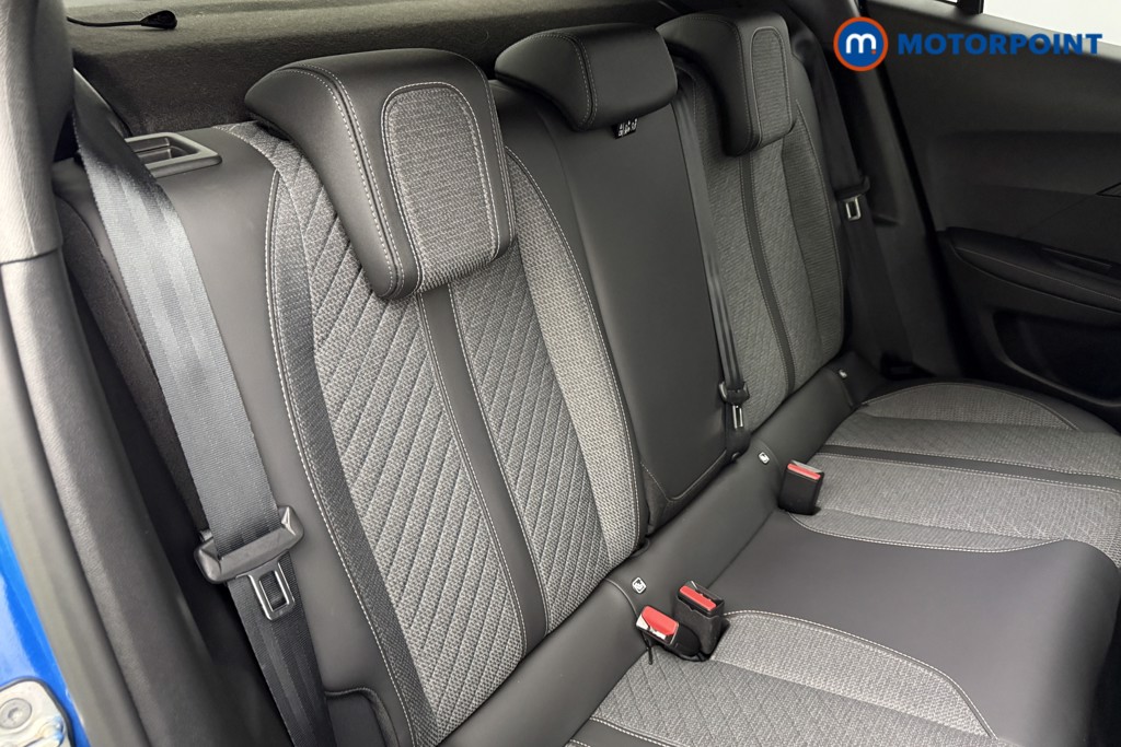 Peugeot 2008 Allure Manual Petrol SUV - Stock Number (1624983) - 23rd supplementary image