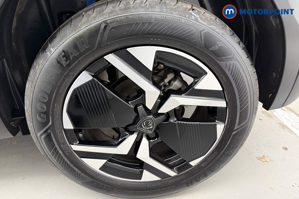 Peugeot 2008 Allure Manual Petrol SUV - Stock Number (1624983) - 32nd supplementary image