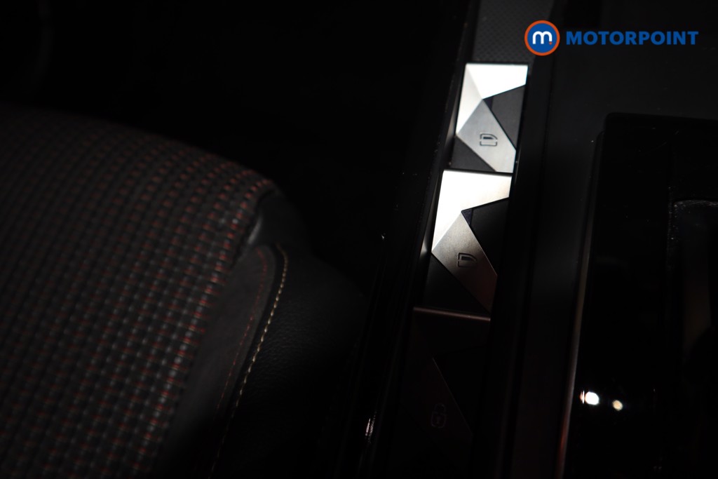DS Ds 3 Performance Line Automatic Electric SUV - Stock Number (1625184) - 11th supplementary image