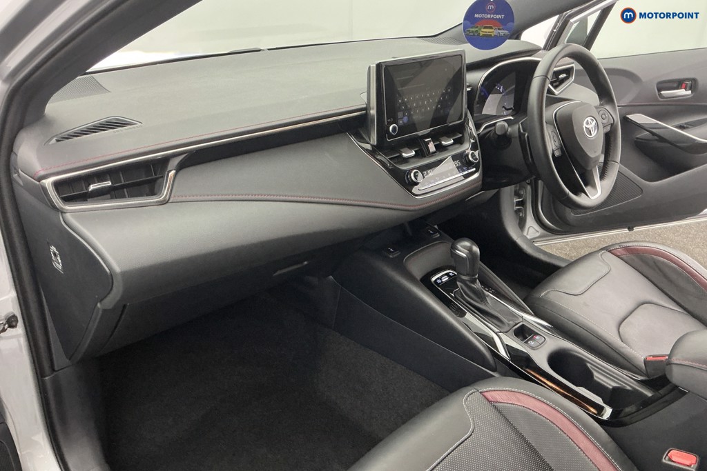 Toyota Corolla Excel Automatic Petrol-Electric Hybrid Estate - Stock Number (1625446) - 8th supplementary image