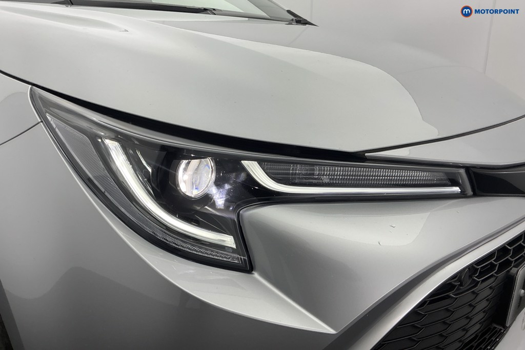 Toyota Corolla Excel Automatic Petrol-Electric Hybrid Estate - Stock Number (1625446) - 28th supplementary image