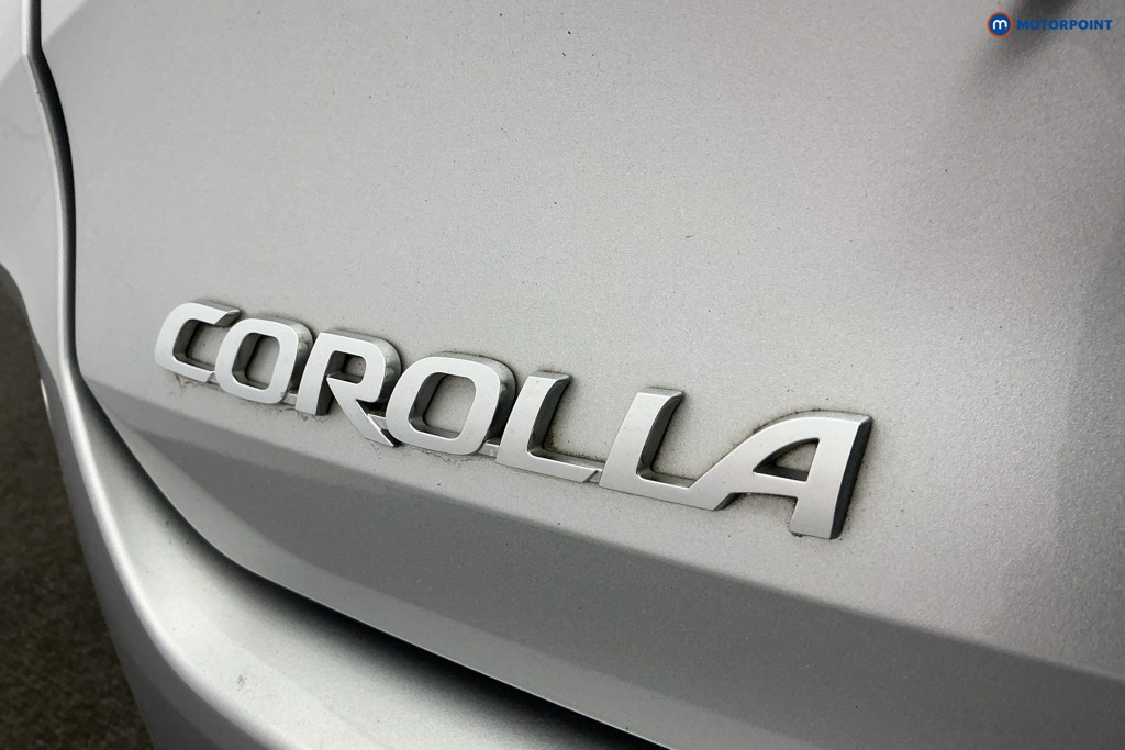 Toyota Corolla Excel Automatic Petrol-Electric Hybrid Estate - Stock Number (1625446) - 31st supplementary image