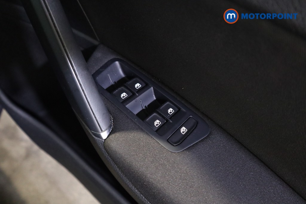 Volkswagen Golf Match Edition Automatic Petrol Hatchback - Stock Number (1625541) - 15th supplementary image