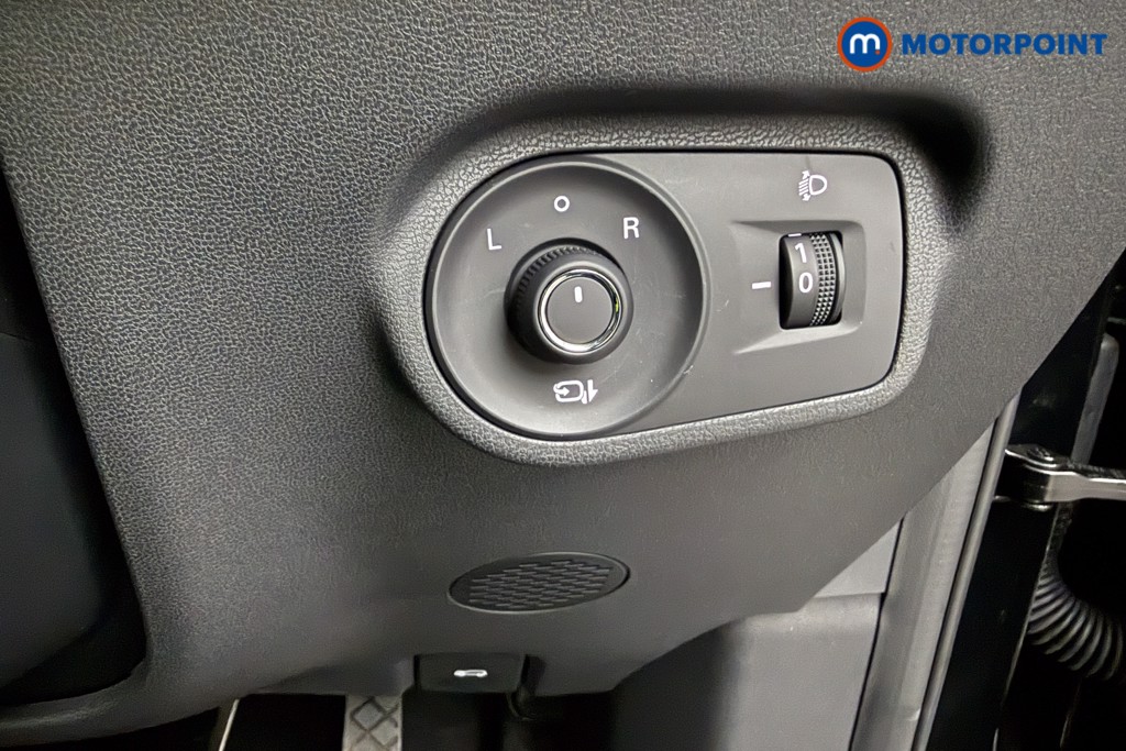 Mg Motor Uk ZS Trophy Automatic Petrol-Electric Hybrid SUV - Stock Number (1625581) - 6th supplementary image