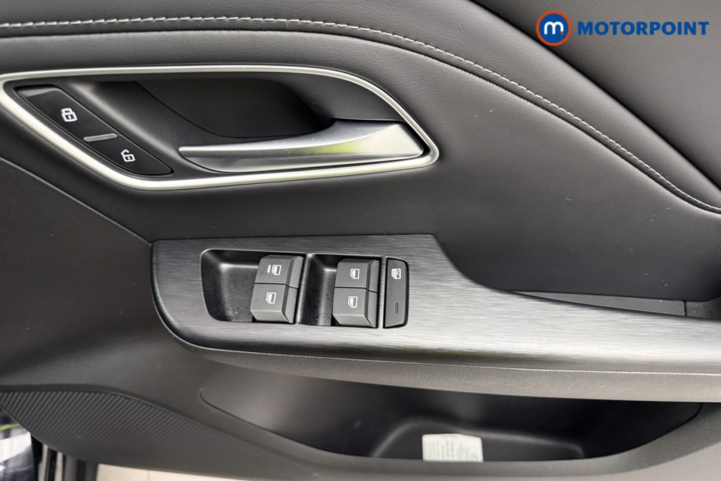 Mg Motor Uk ZS Trophy Automatic Petrol-Electric Hybrid SUV - Stock Number (1625581) - 19th supplementary image