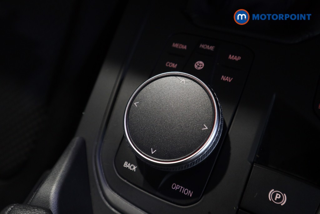 BMW 1 Series SE Manual Petrol Hatchback - Stock Number (1625599) - 9th supplementary image