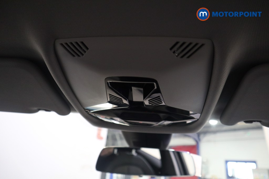BMW 1 Series SE Manual Petrol Hatchback - Stock Number (1625599) - 12th supplementary image