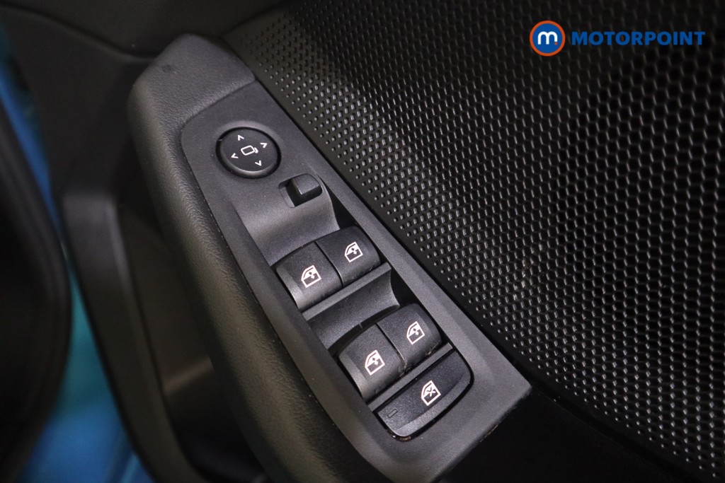 BMW 1 Series SE Manual Petrol Hatchback - Stock Number (1625599) - 14th supplementary image