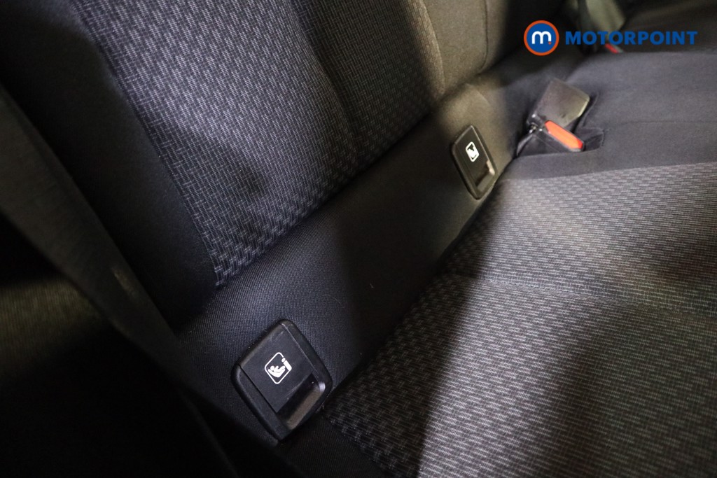 BMW 1 Series SE Manual Petrol Hatchback - Stock Number (1625599) - 18th supplementary image