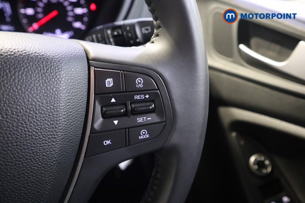 Hyundai I20 Play Manual Petrol Hatchback - Stock Number (1625869) - 4th supplementary image