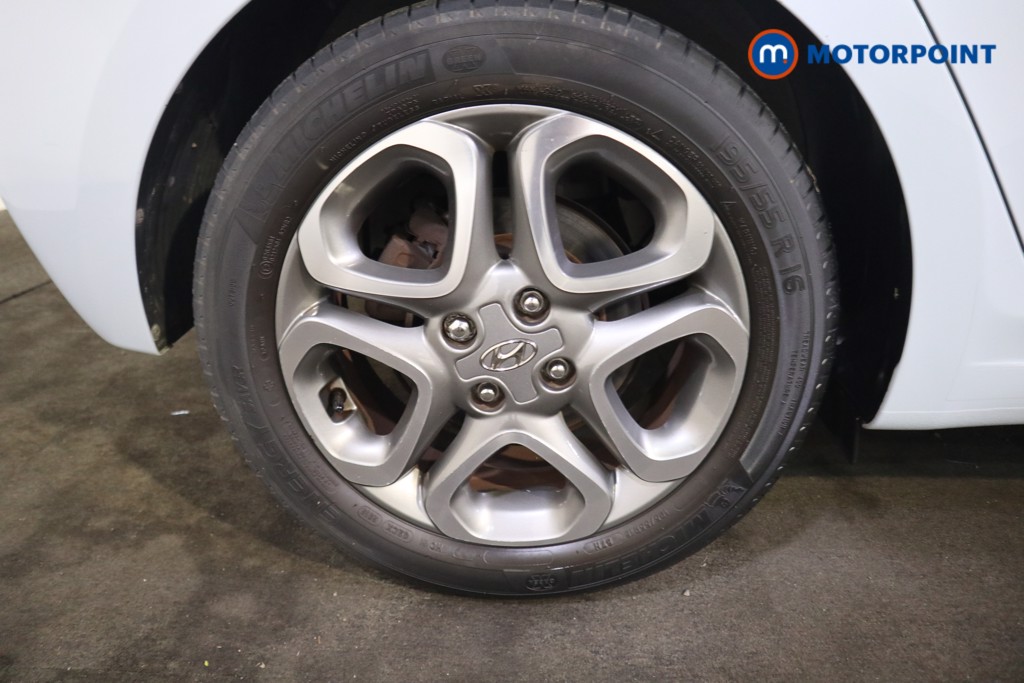 Hyundai I20 Play Manual Petrol Hatchback - Stock Number (1625869) - 20th supplementary image