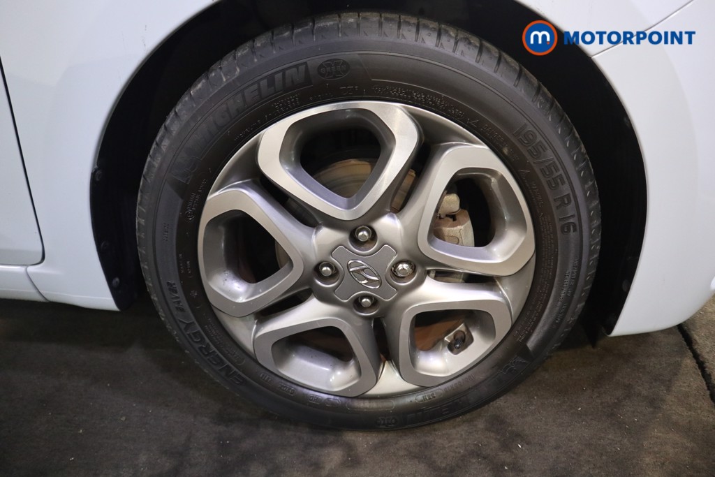 Hyundai I20 Play Manual Petrol Hatchback - Stock Number (1625869) - 21st supplementary image