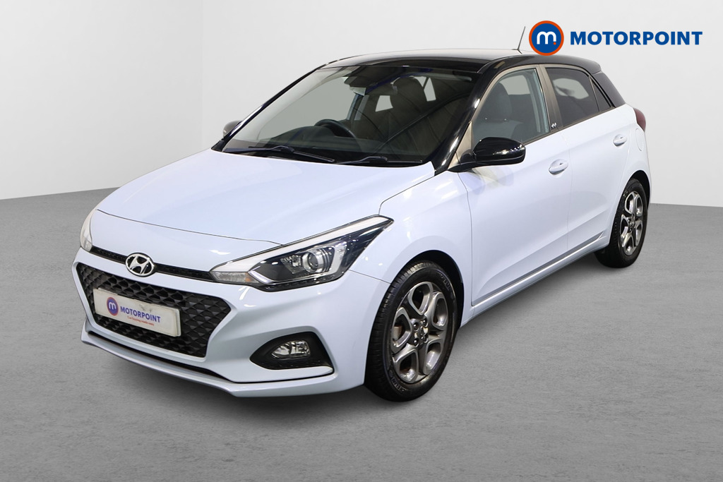 Hyundai I20 Play Manual Petrol Hatchback - Stock Number (1625869) - Passenger side front corner