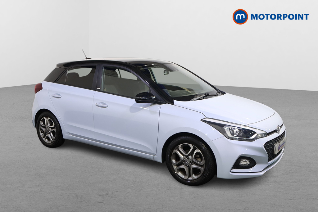 Hyundai I20 Play Manual Petrol Hatchback - Stock Number (1625869) - Drivers side front corner