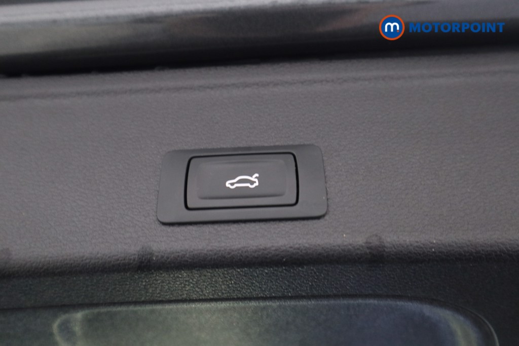 Audi A4 S Line Automatic Petrol Estate - Stock Number (1626076) - 26th supplementary image