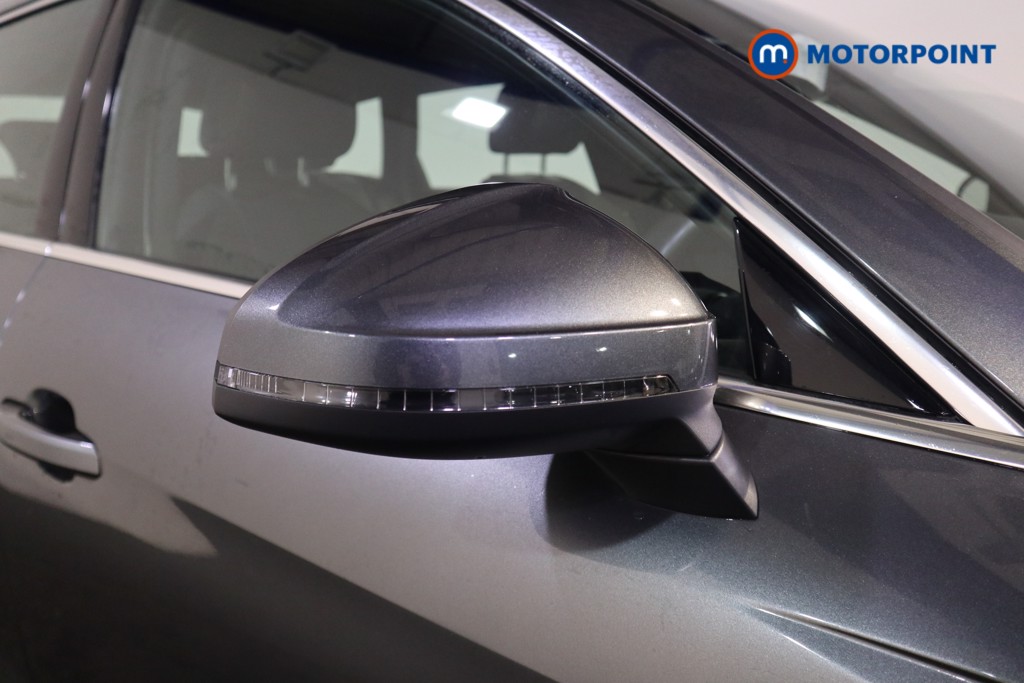 Audi A4 S Line Automatic Petrol Estate - Stock Number (1626076) - 38th supplementary image