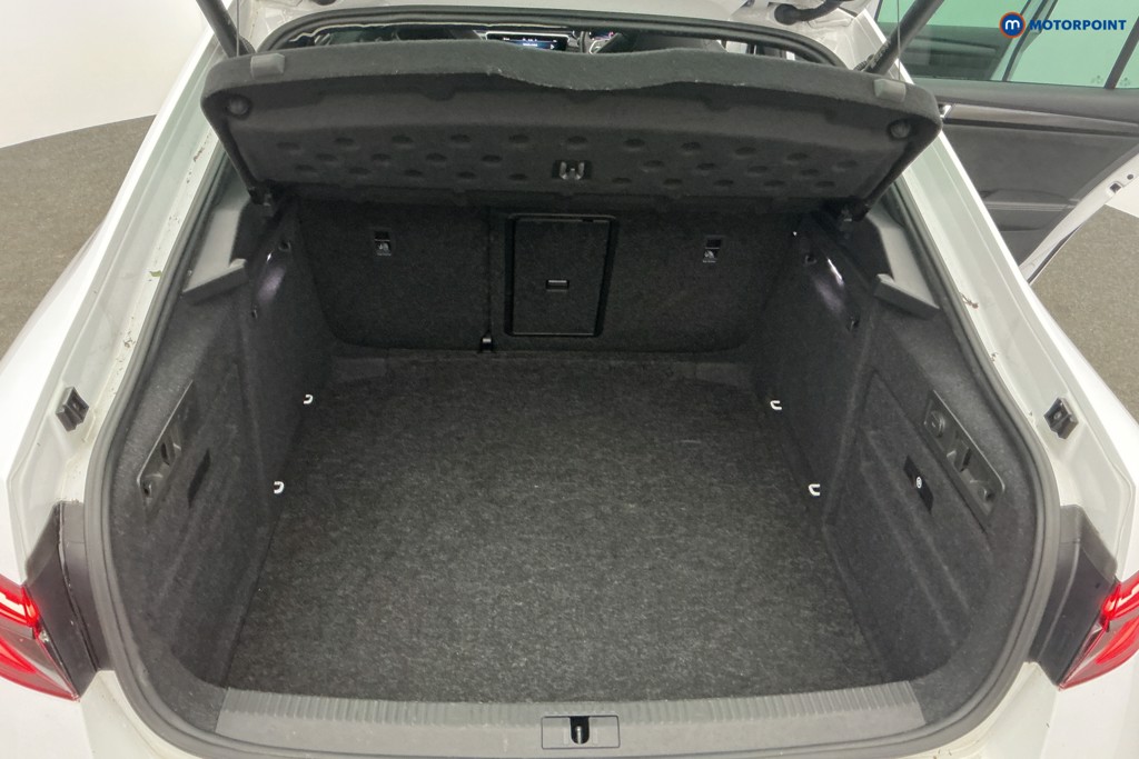 Skoda Superb Sport Line Plus Automatic Petrol Hatchback - Stock Number (1626107) - 3rd supplementary image
