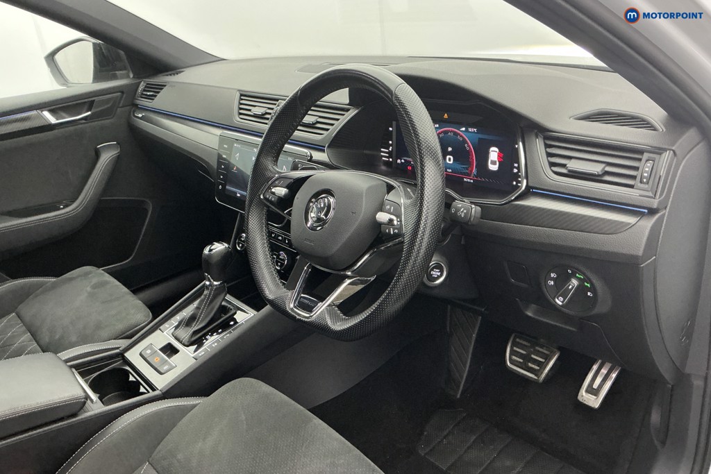 Skoda Superb Sport Line Plus Automatic Petrol Hatchback - Stock Number (1626107) - 7th supplementary image