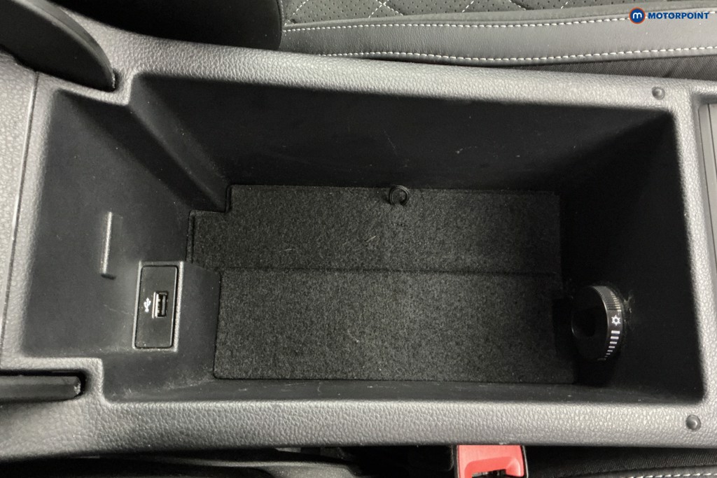 Skoda Superb Sport Line Plus Automatic Petrol Hatchback - Stock Number (1626107) - 15th supplementary image