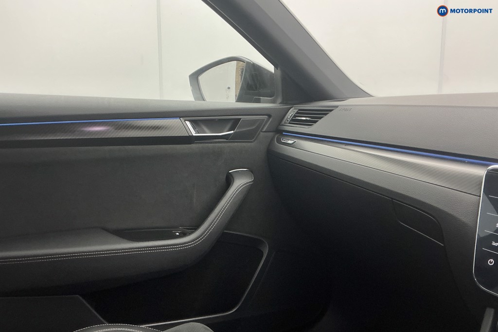 Skoda Superb Sport Line Plus Automatic Petrol Hatchback - Stock Number (1626107) - 24th supplementary image