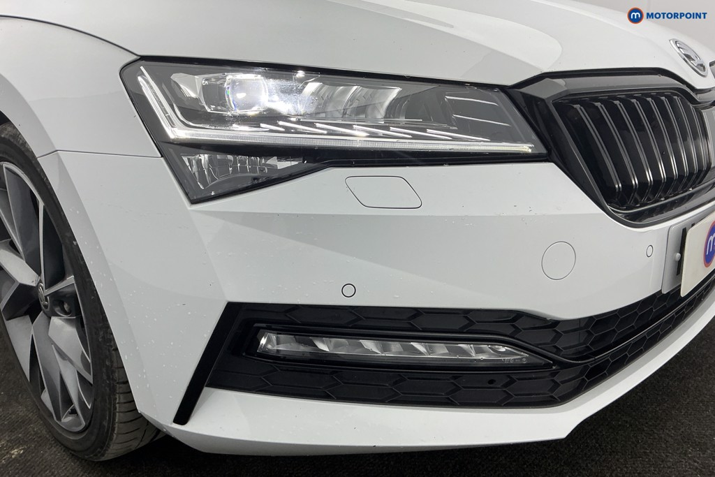 Skoda Superb Sport Line Plus Automatic Petrol Hatchback - Stock Number (1626107) - 34th supplementary image