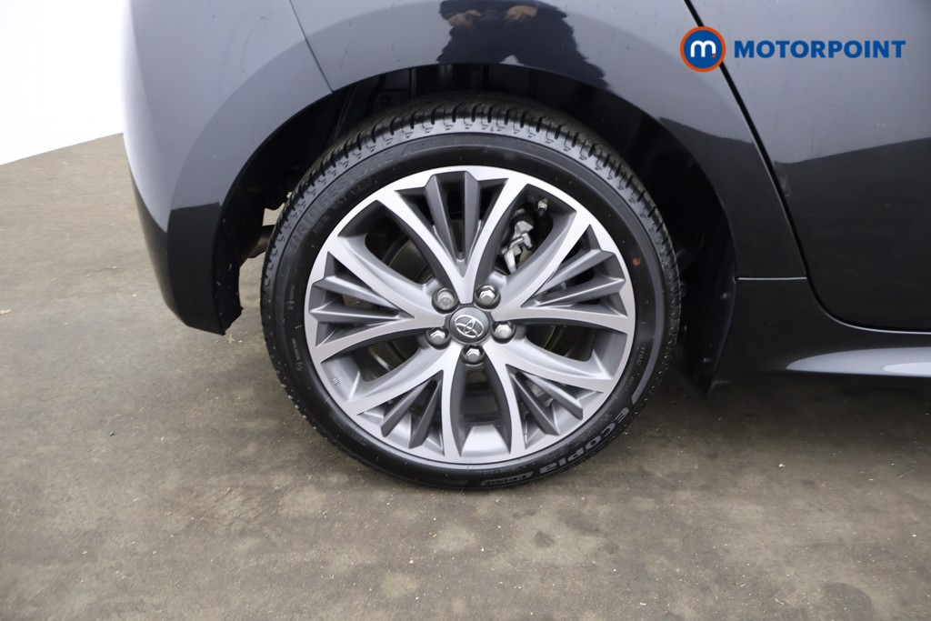 Toyota Yaris Excel Automatic Petrol-Electric Hybrid Hatchback - Stock Number (1626463) - 2nd supplementary image