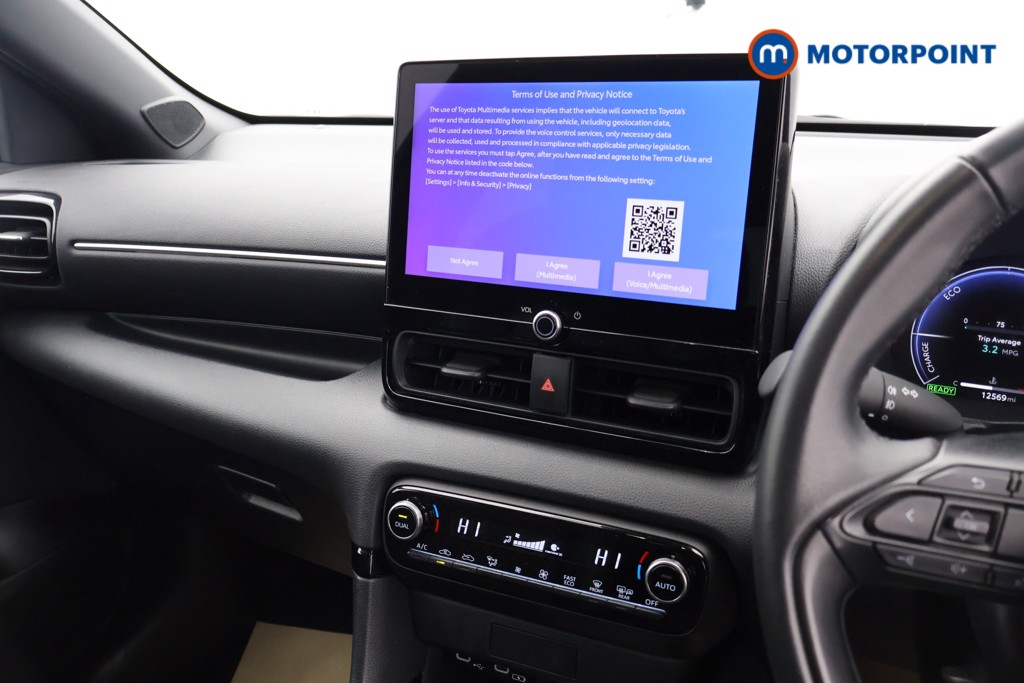 Toyota Yaris Excel Automatic Petrol-Electric Hybrid Hatchback - Stock Number (1626463) - 12th supplementary image