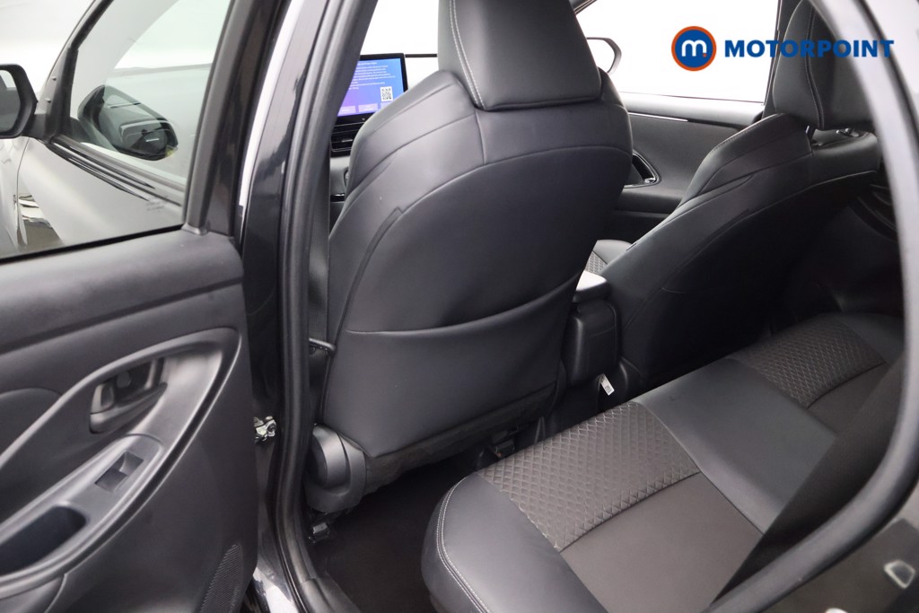 Toyota Yaris Excel Automatic Petrol-Electric Hybrid Hatchback - Stock Number (1626463) - 25th supplementary image